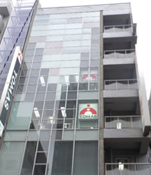 TOMAS三軒茶屋校外観