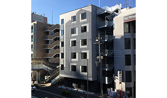 二俣川校の外観