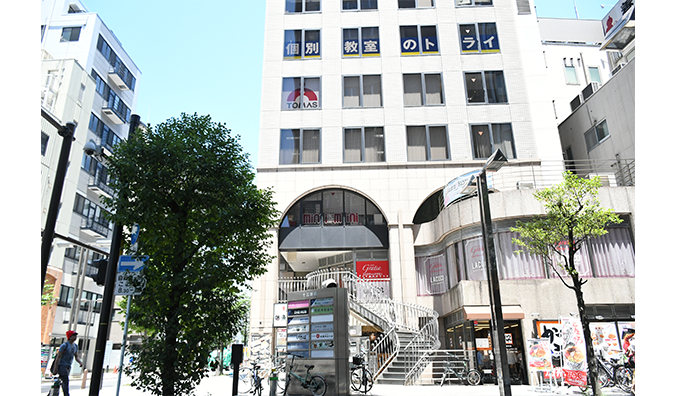川崎校の外観