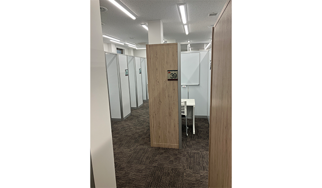 南浦和校 校舎写真