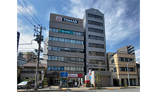 西日暮里校の外観
