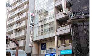 三軒茶屋校の外観