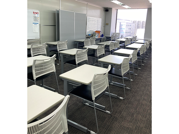 新浦安校 校舎写真