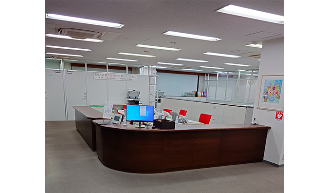 津田沼校の外観