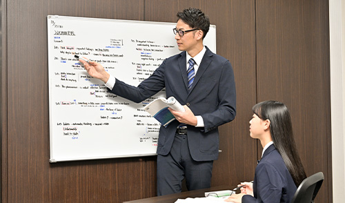 メディックＴＯＭＡＳ池袋校の講師画像