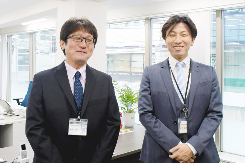 (左) 運営責任者 梶原崇之先生 | (右) 教務責任者 山内雄介先生