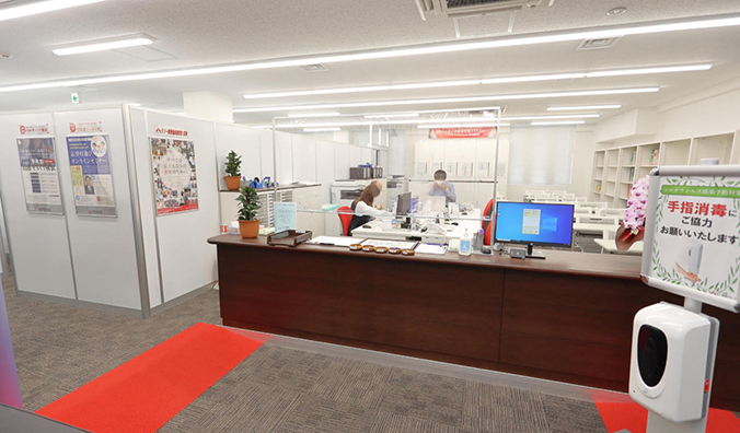 大船校の奥行のある個人指導ブース
