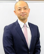 自由が丘校の石綿講師